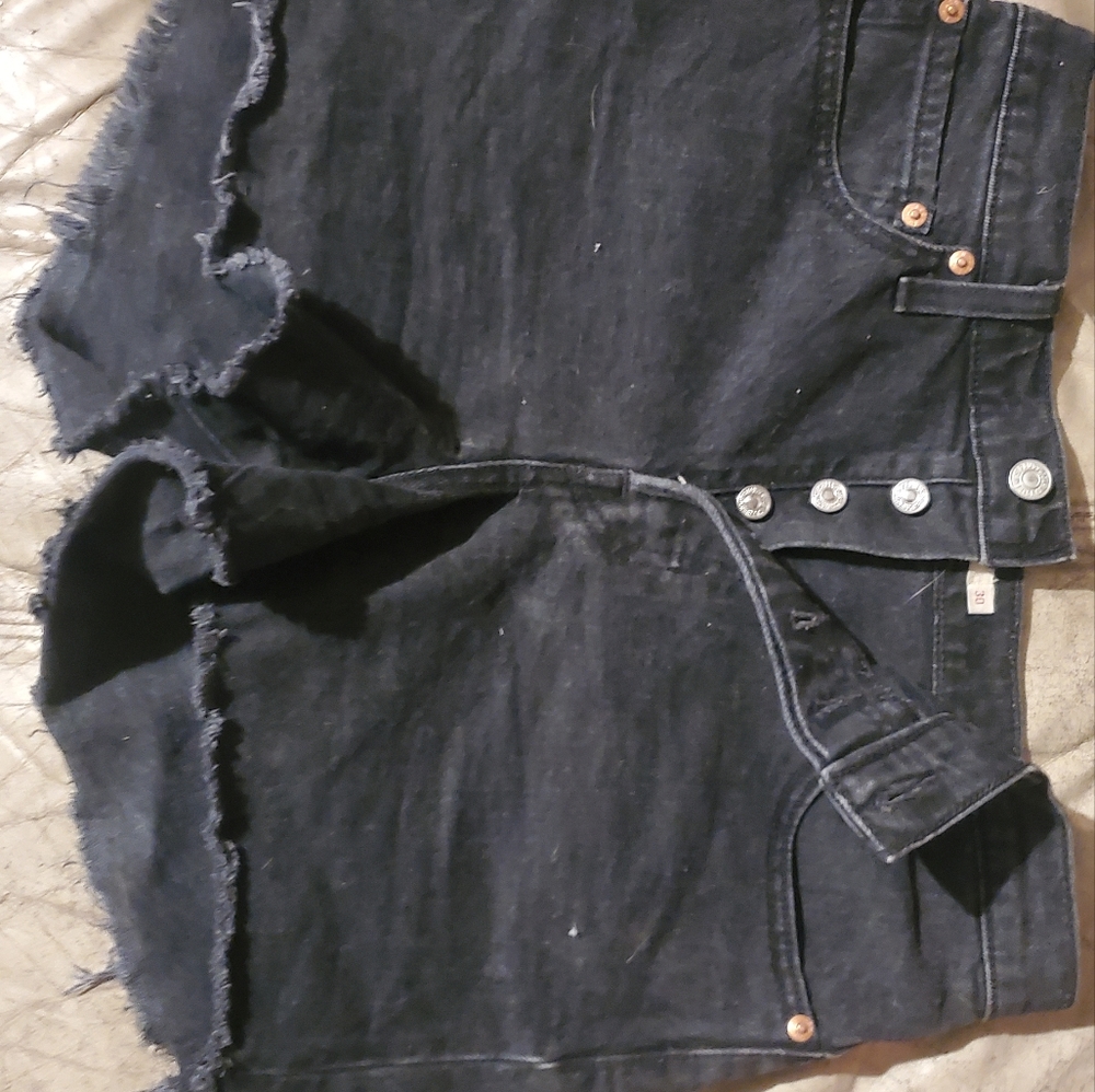 Levis Ribcage Shorts